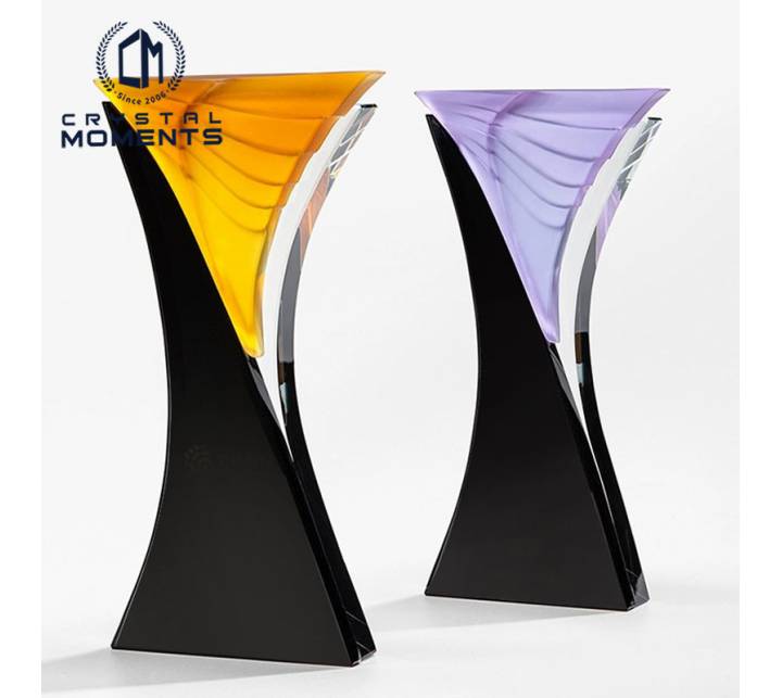 Liu Li Trophies/Awards